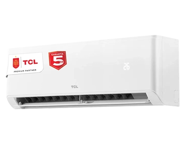 Unidad interior tipo split de aire acondicionado TCL instalada en vivienda de Valladolid y Castilla y León