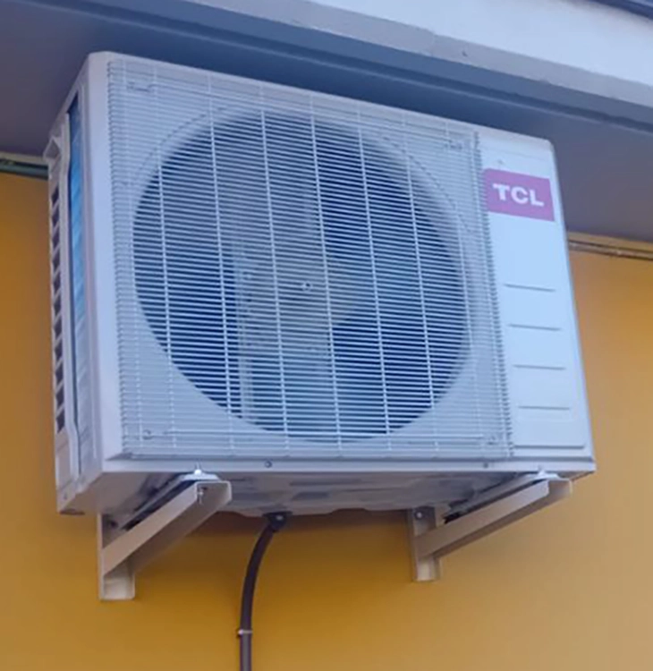 Instalación de unidad exterior de aire acondicionado en Valladolid