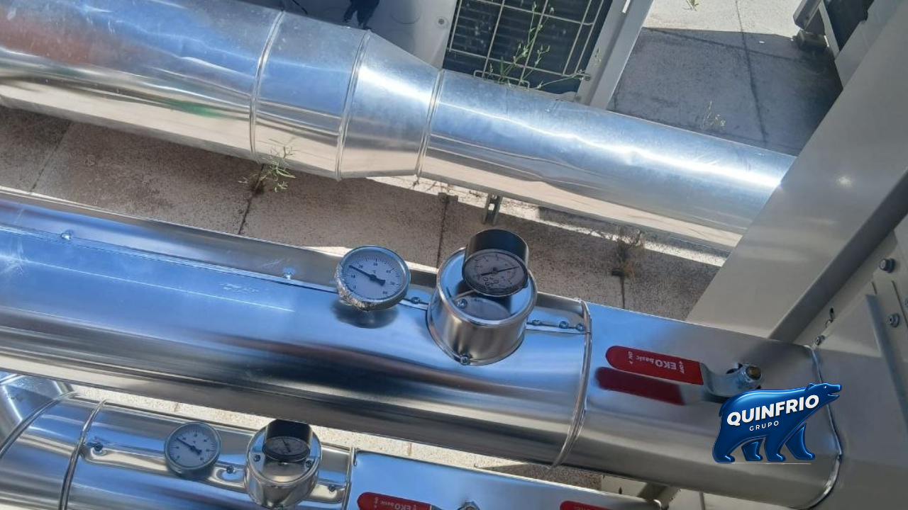 obra-climatizacion-industrial-valladolid-grupo-quinfrio-enfriadora-colegio-ave-maria